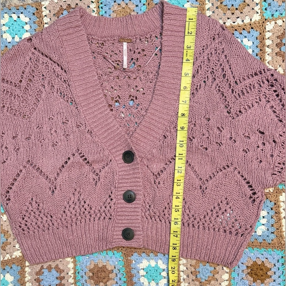 Free People Cropped Chloe Cardigan Medium Pressed Flowers - Picture 4 of 13